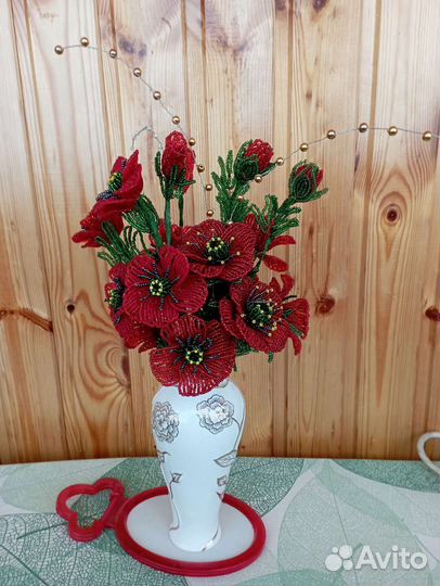 Маки из бисера