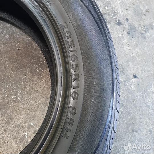 Kumho Solus SA01 KH32 205/65 R16