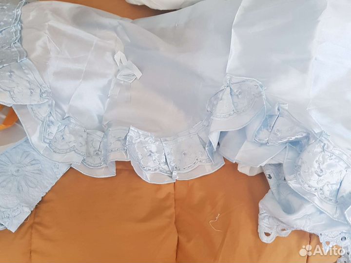 Покрывало стеганоена кровать со шторами