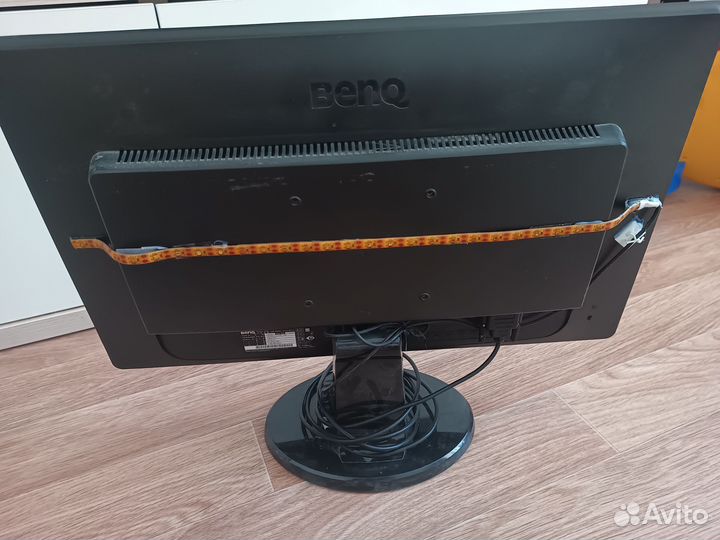 Монитор 22' Benq