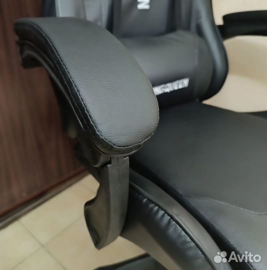 Компьютерное кресло