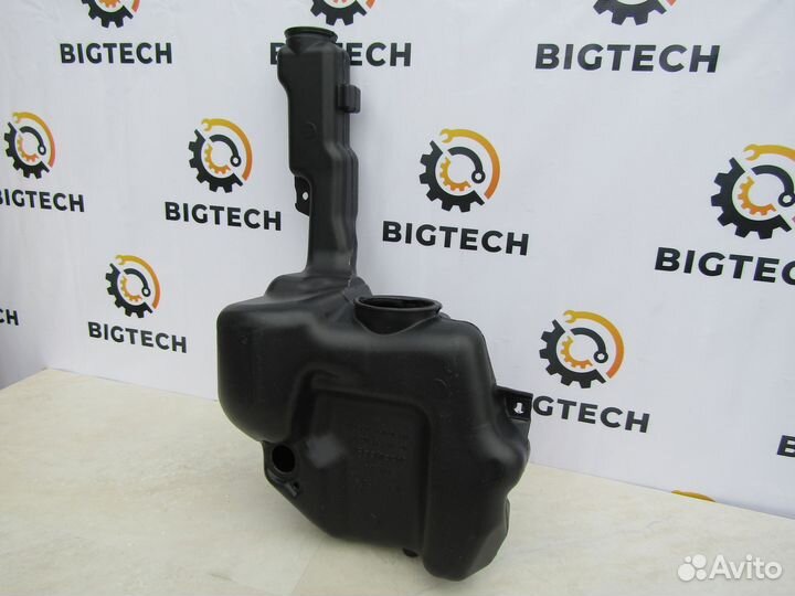 Бачок омывателя Mercedes C W204 A2048690300