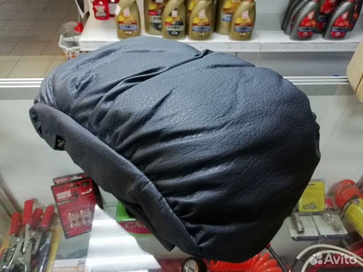 Кожаный чехол на подлокотник