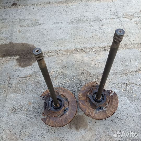 Задняя полуось Isuzu trooper / bighorn