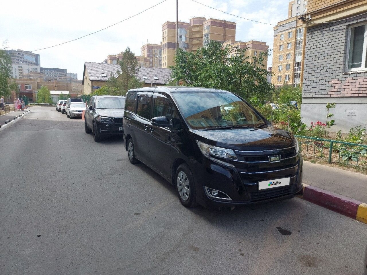 Toyota Noah: фото владельца