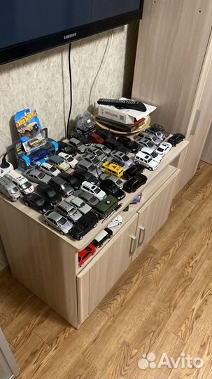 Продаются модели 1:43