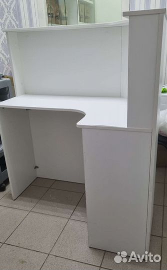 Ресепшен угловой