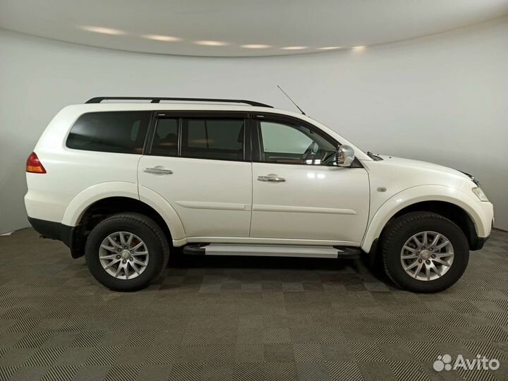 Mitsubishi Pajero Sport 2.5 AT, 2011, 251 001 км