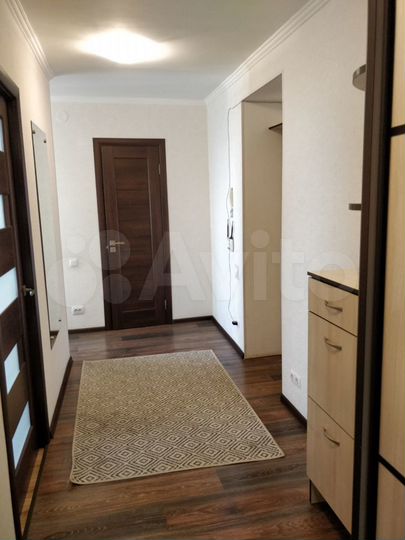 2-к. квартира, 52 м², 6/10 эт.