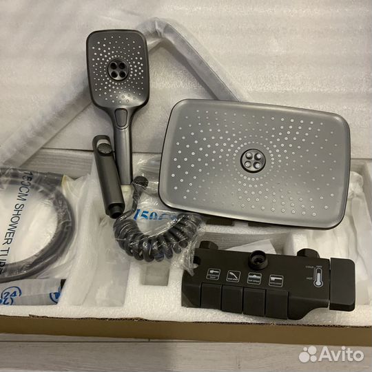 Душевая система с тропическим душем 4в1