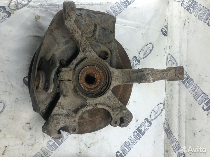 Кулак поворотный Volkswagen Golf 3