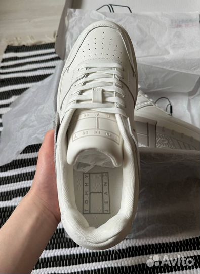 Новые кросовки Tommy Jeans Оригинал