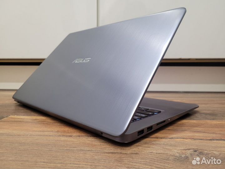 Asus vivobook 5 - IPS/ i5/ 8gb/ Nvidia MX150/ SSD