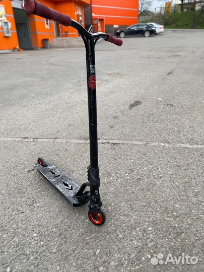 Трюковой самокат