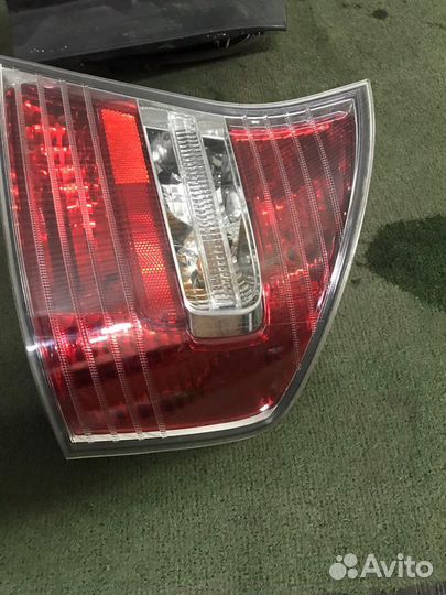 Фонарь задний правый левый Subaru Legasy