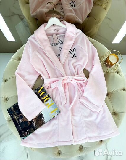 Victoria secret халат розовый