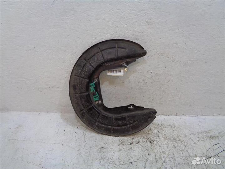 Пыльник тормозного диска Jeep Cherokee (KL) 2012