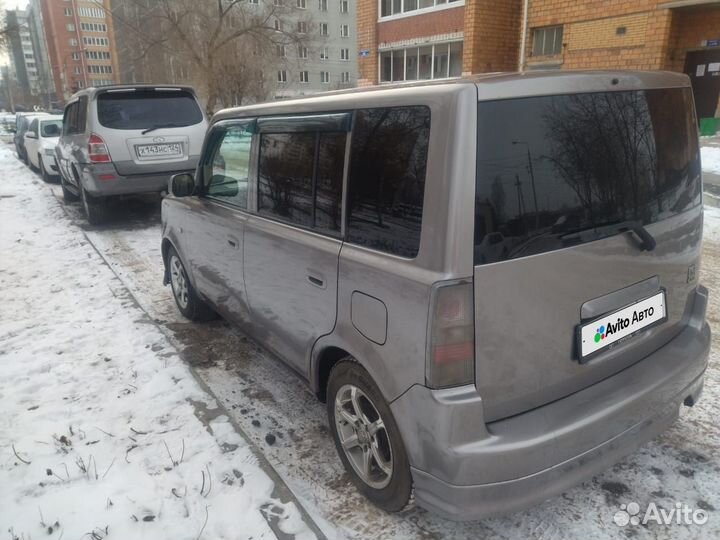 Toyota bB 1.5 AT, 2000, 200 000 км