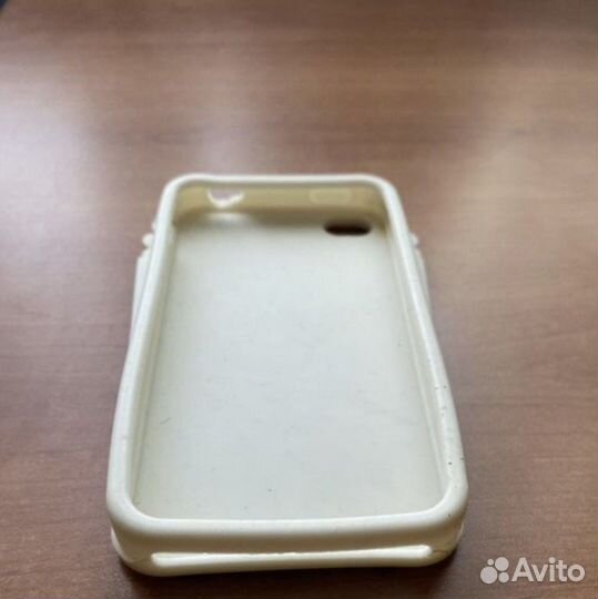 Чехол на iPhone 4