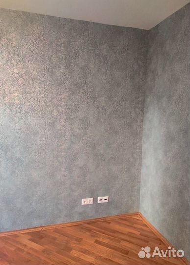 Поклейка виниловых обоев