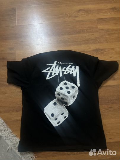 Футболка stussy