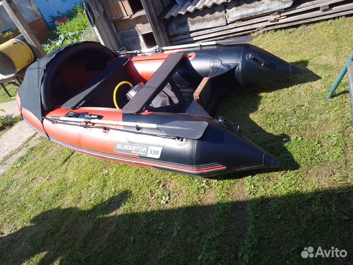 Продам лодку