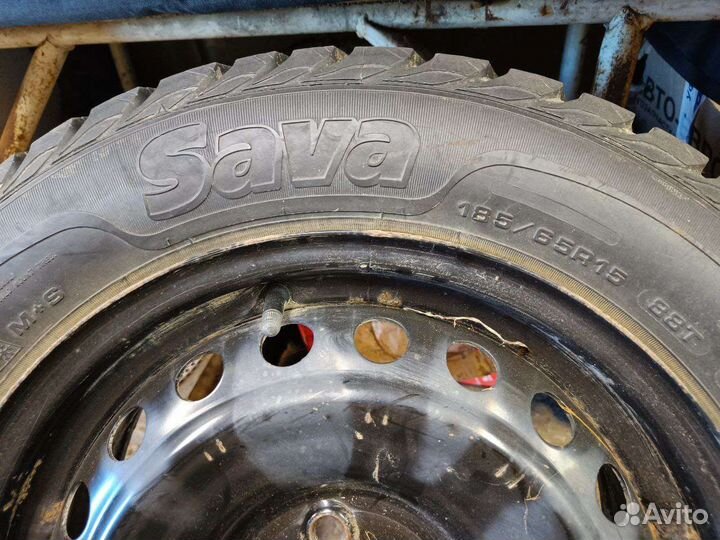 Sava Eskimo Stud 185/65 R15
