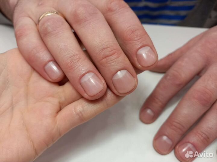 Маникюр и педикюр