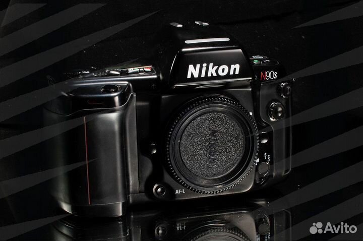 Nikon N90s / 8957