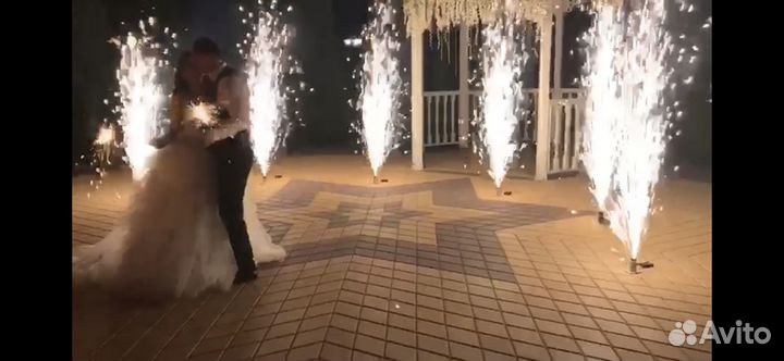 Холодные фонтаны сценический