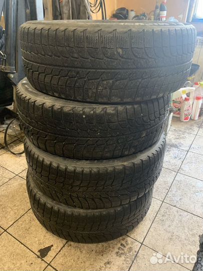 Michelin X-Ice XI3 235/55 R18 100Q