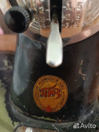 Швейная машина