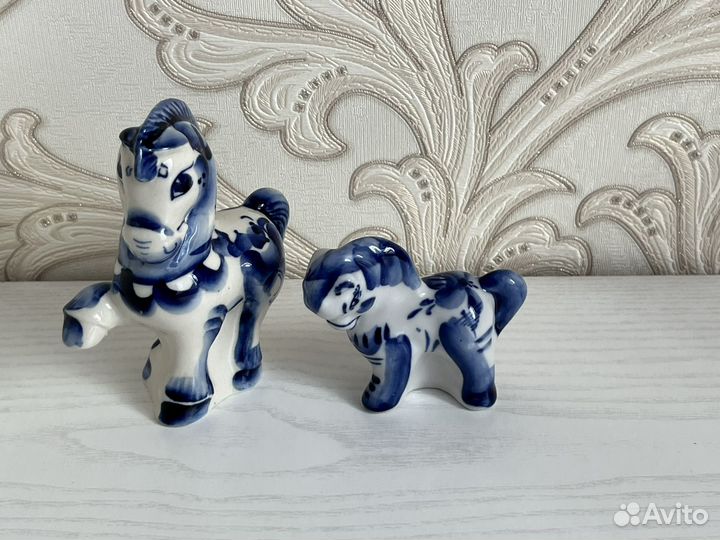 Фигурка гжель
