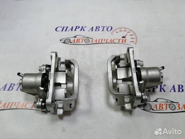 Суппорт тормозной задний Toyota Land Cruiser 200