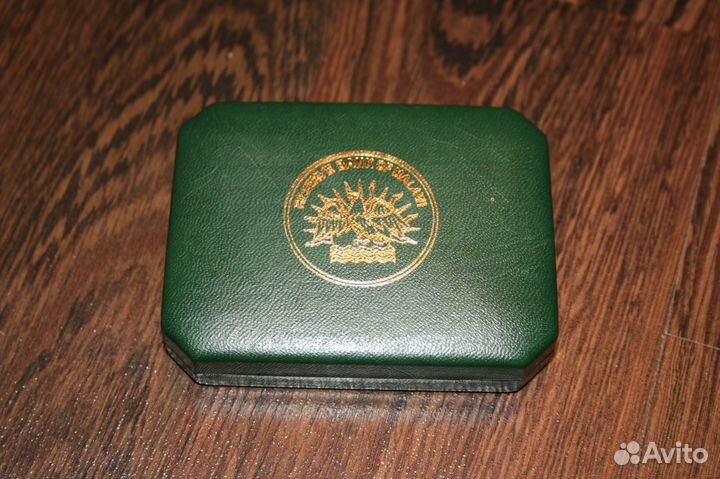 Футляры для памятных монет Африки 50-60-х годов