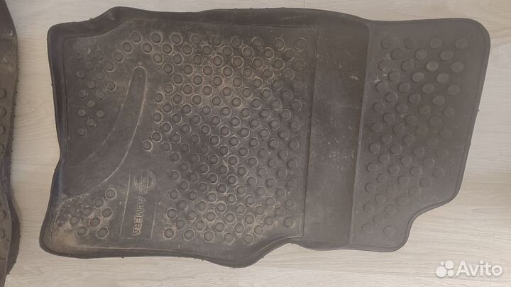 Коврики в салон на Nissan Almera n16