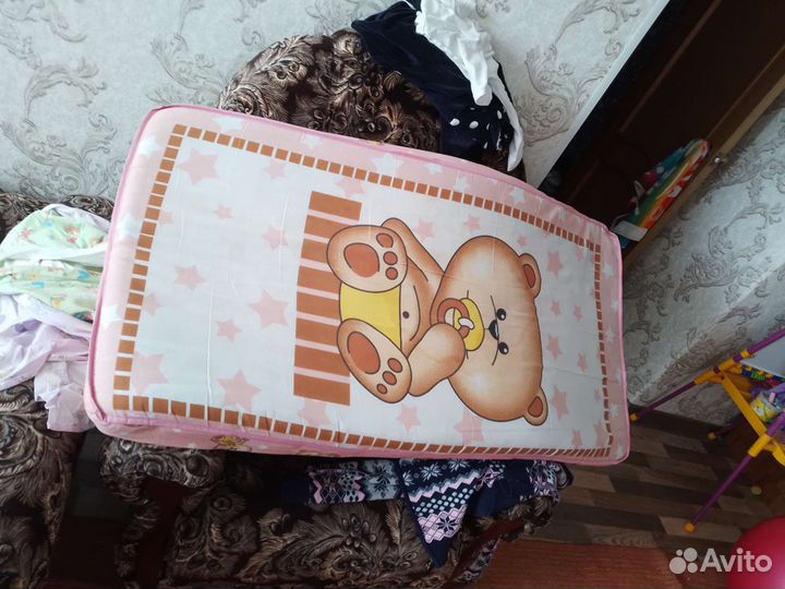 Детская кроватка