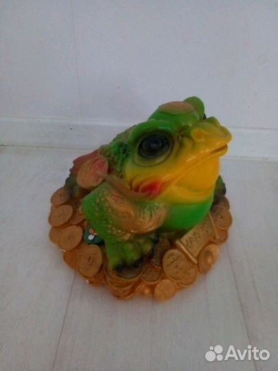 Жаба- копилка, слон, жук