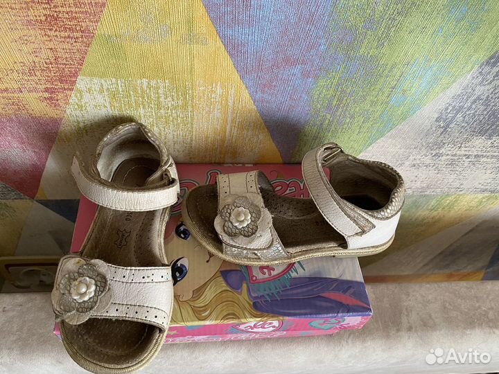 Босоножки для девочки 25