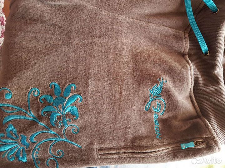 Спортивный костюм