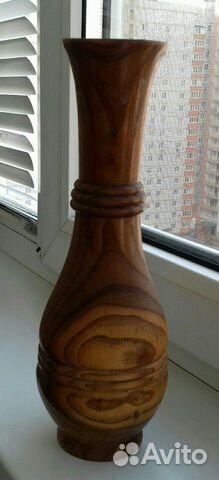 Ваза резная деревянная