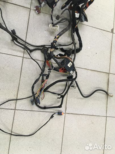 Проводка салона Renault duster дизель 240182520V