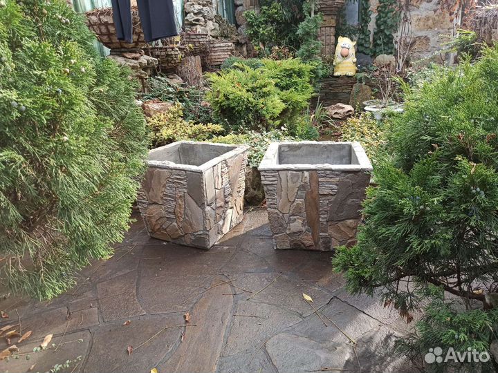 Вазоны, Натуральный природный камень