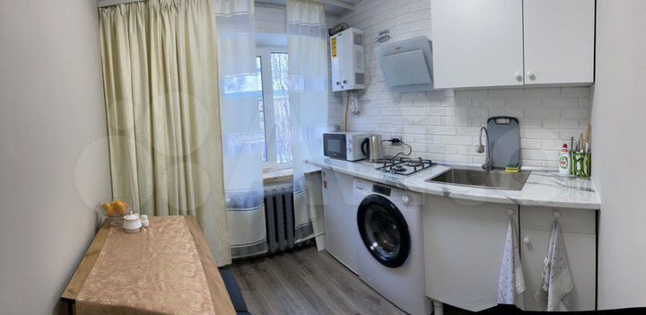 1-к. квартира, 35 м², 4/4 эт.