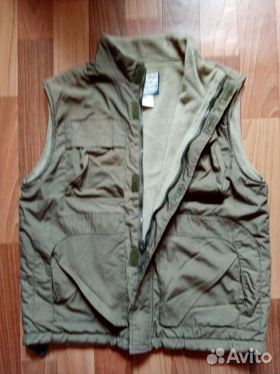 Одежда женская р. 46