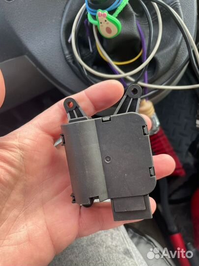 Моторчик заслонки печки skoda octavia a7