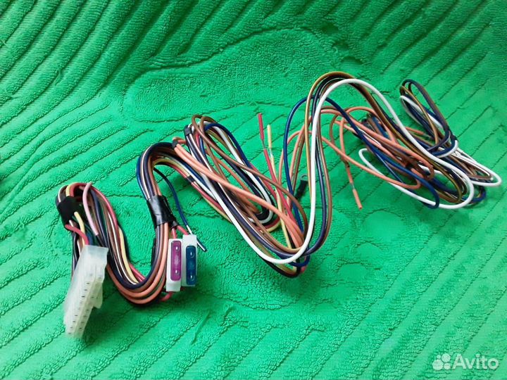 Провода(жгут) с предохранителями и разьемом