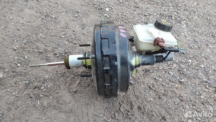 Главный тормозной цилиндр volvo S60V70S80(вакуум)