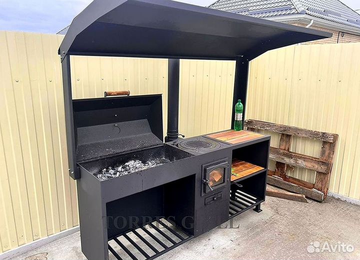 Мангал с навесом