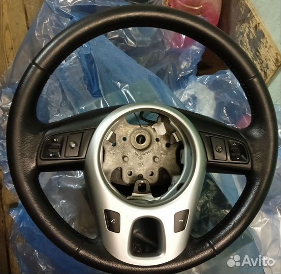 Руль Kia Venga
